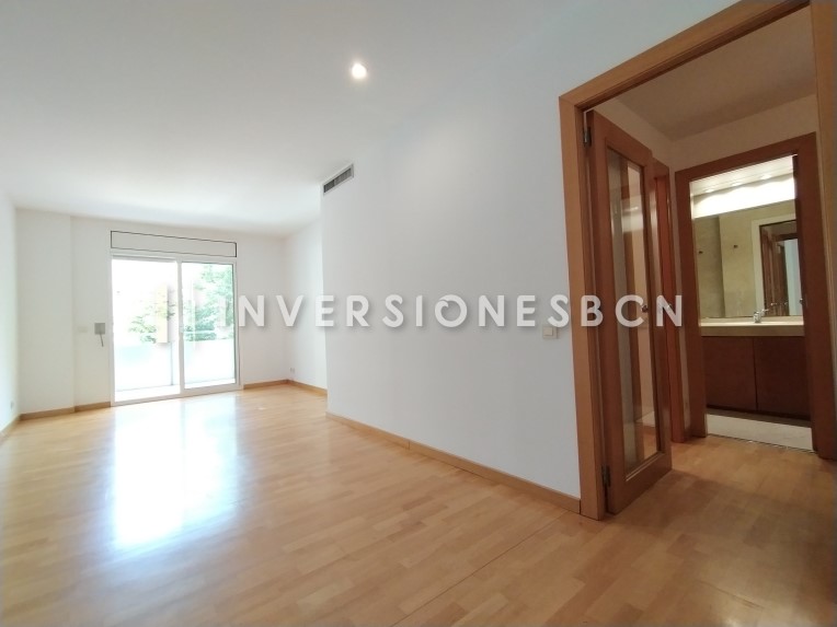 Apartment to rent on Calle Entença  – Long term rent