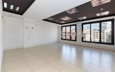 Oficina en planta diafana a Av. Madrid – Lloguer comercial